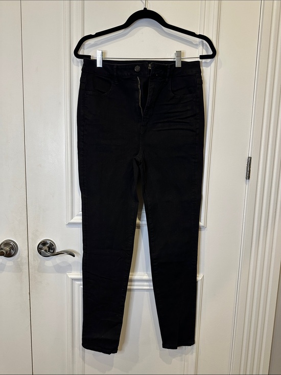 American Eagle Outfitters Denim - American Eagle Outfitters Black High-Rise Jeggings